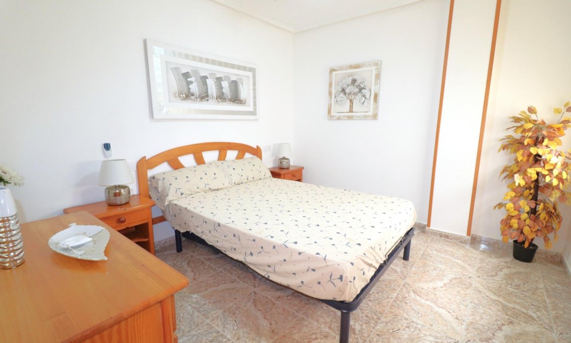 Wiederverkauf - Wohnung -
Torrevieja - Acequion