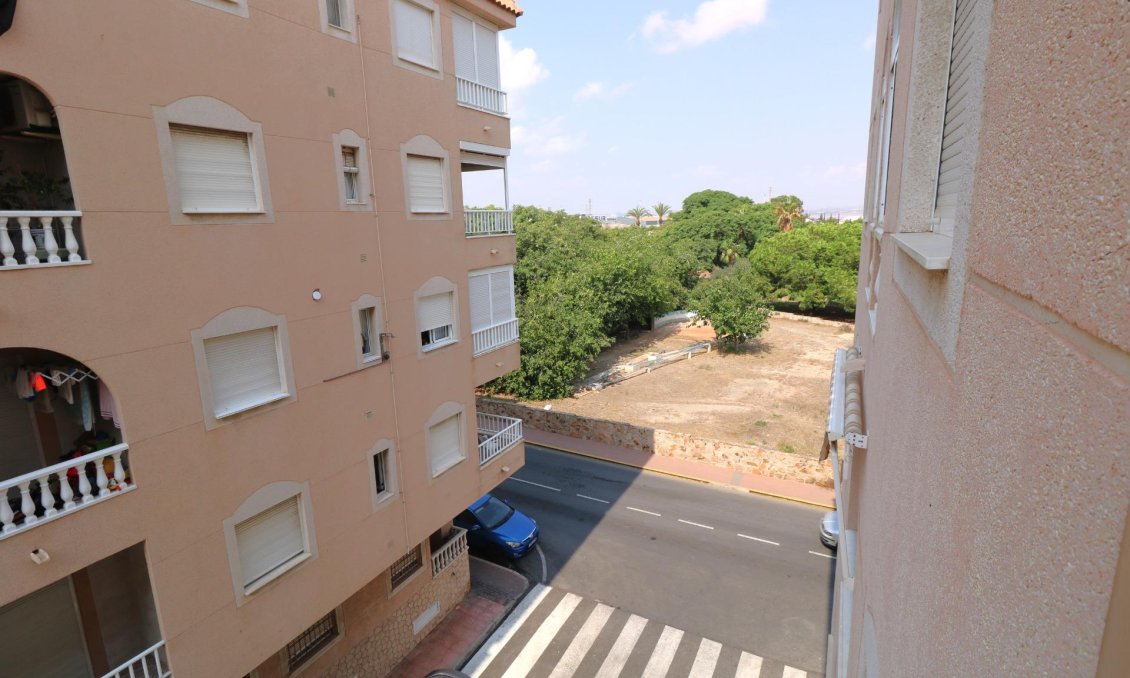 Wiederverkauf - Wohnung -
Torrevieja - Acequion