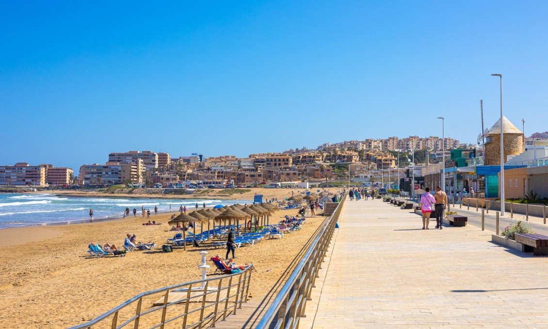 Resale - Apartment -
Torrevieja - La Mata