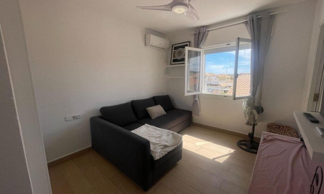 Wiederverkauf - Villa -
Playa Flamenca - Costa Blanca