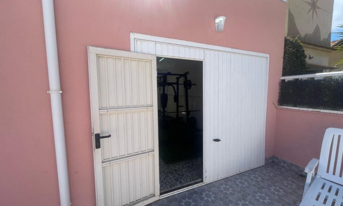 Wiederverkauf - Villa -
Playa Flamenca - Costa Blanca