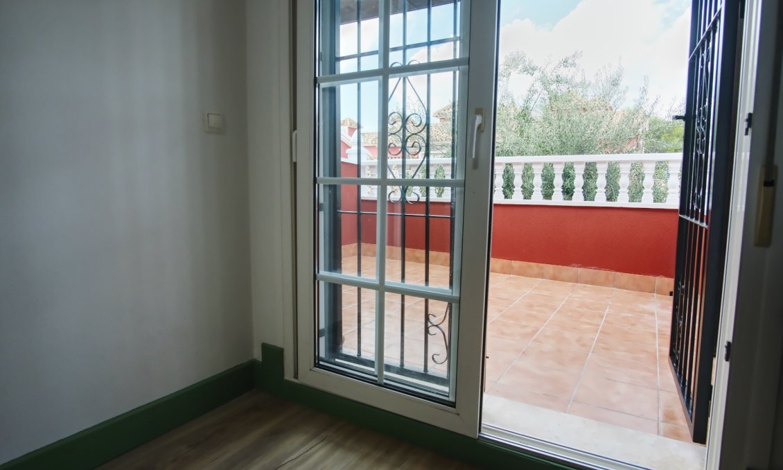 Használt Ingatlanok - Ikerház -
Orihuela Costa - Costa Blanca