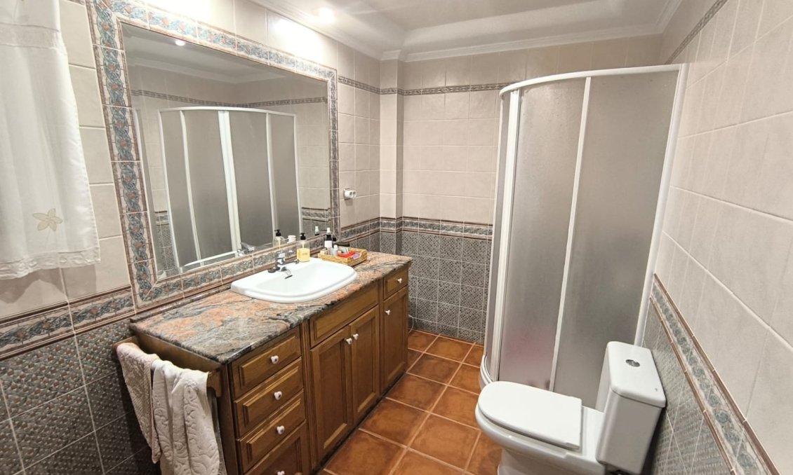 Wiederverkauf - Villa -
Yecla - Inland