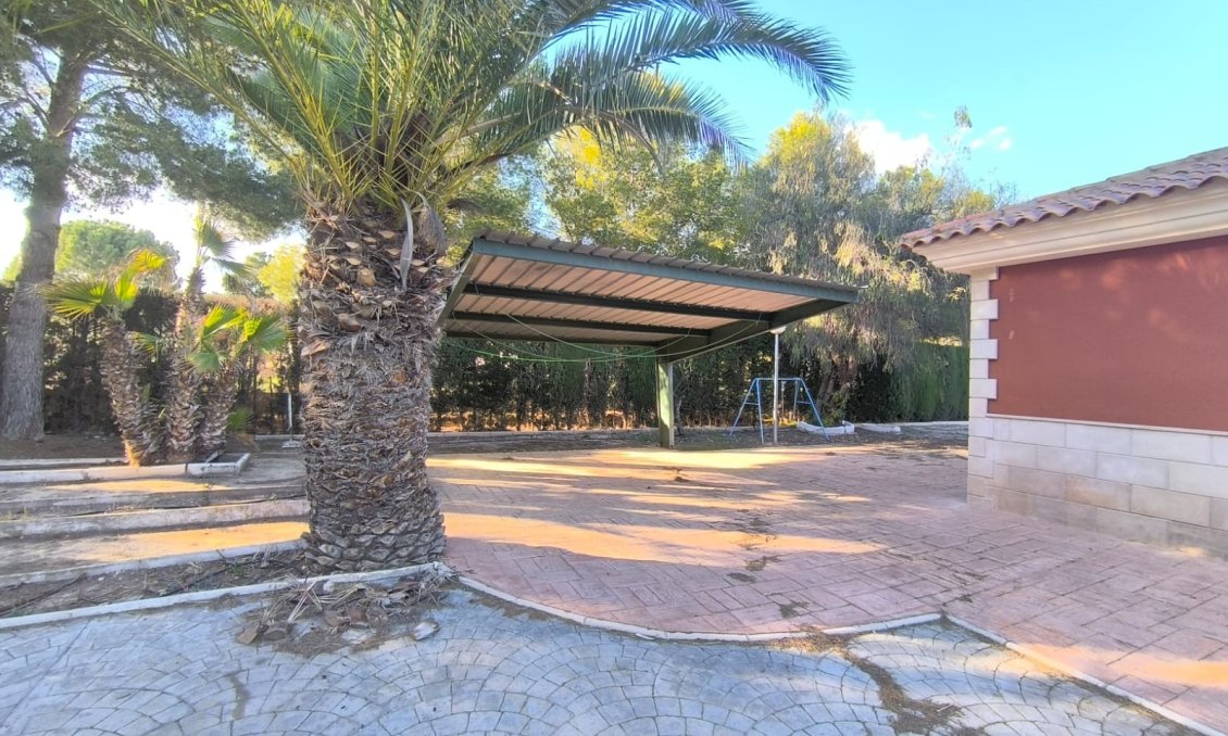 Wiederverkauf - Villa -
Yecla - Inland