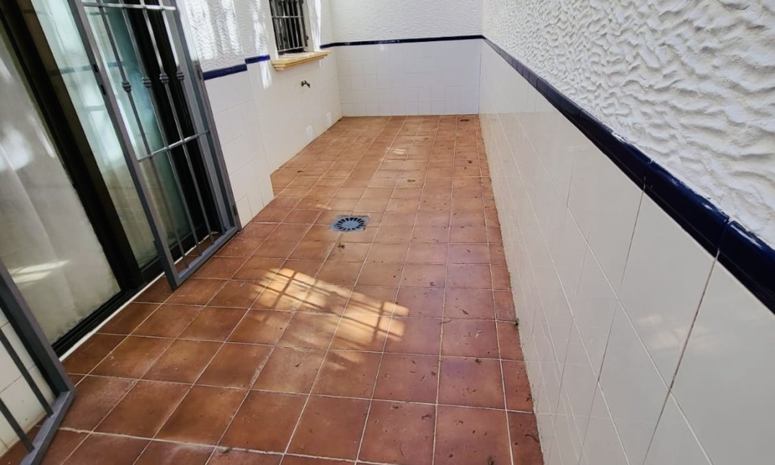 Revente - Town House -
San Miguel de Salinas - Inland