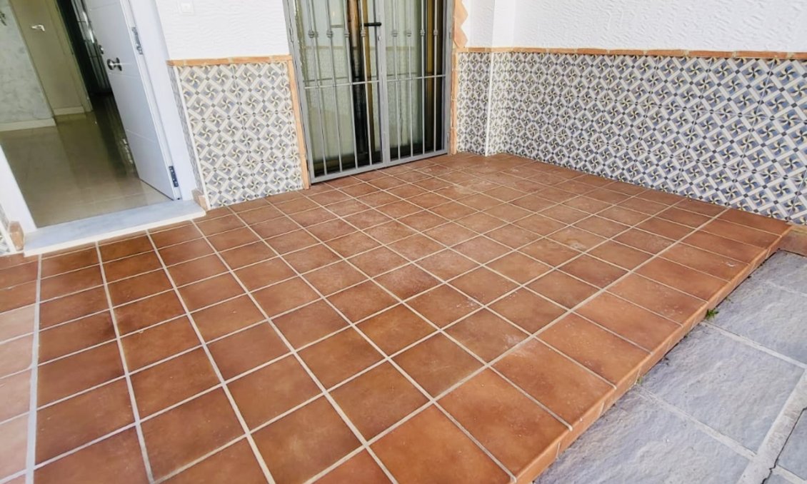 Revente - Town House -
San Miguel de Salinas - Inland