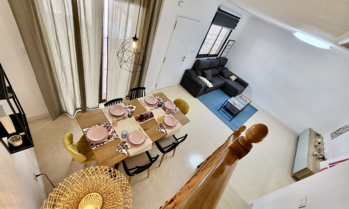 Revente - Town House -
San Miguel de Salinas - Inland