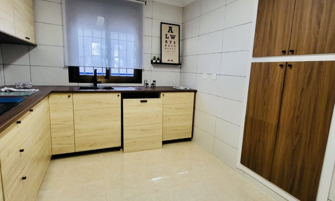 Revente - Town House -
San Miguel de Salinas - Inland