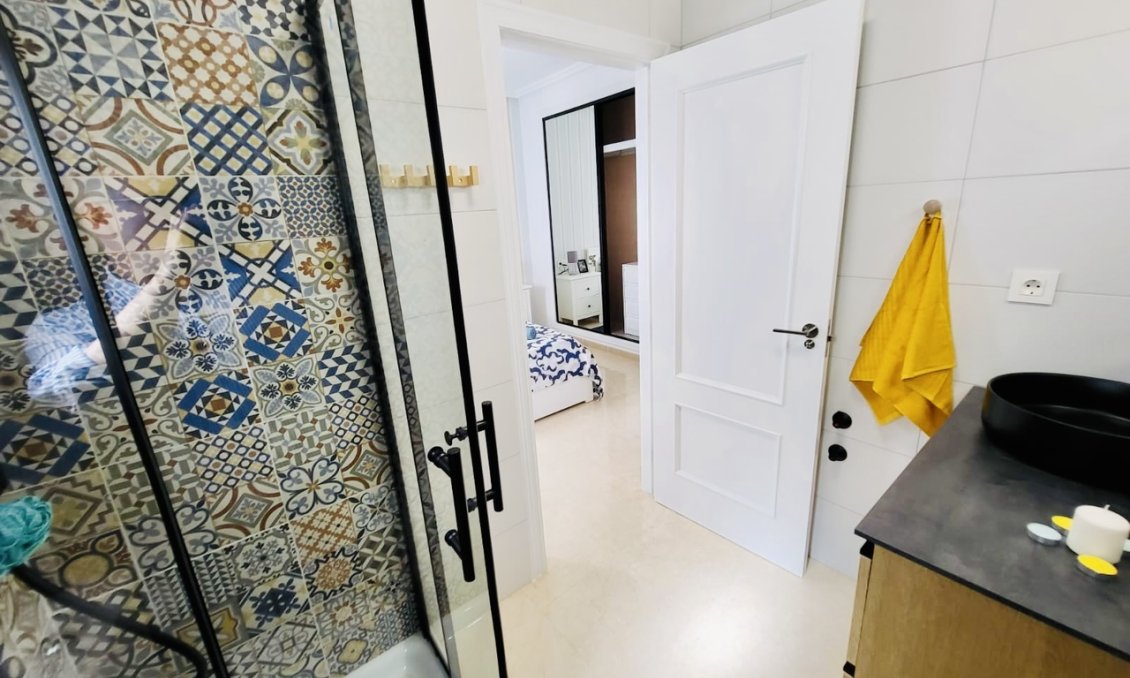 Revente - Town House -
San Miguel de Salinas - Inland