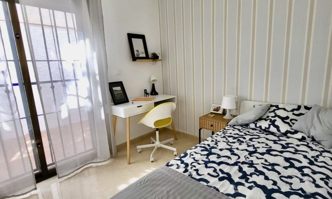 Revente - Town House -
San Miguel de Salinas - Inland