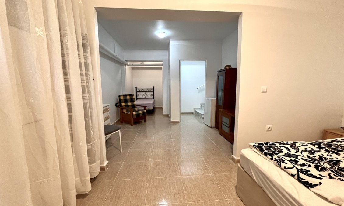 Resale - Town House -
Avileses - Inland