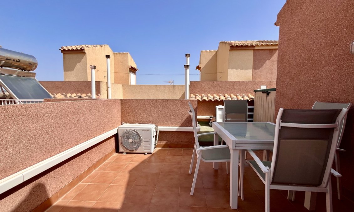 Resale - Town House -
Avileses - Inland