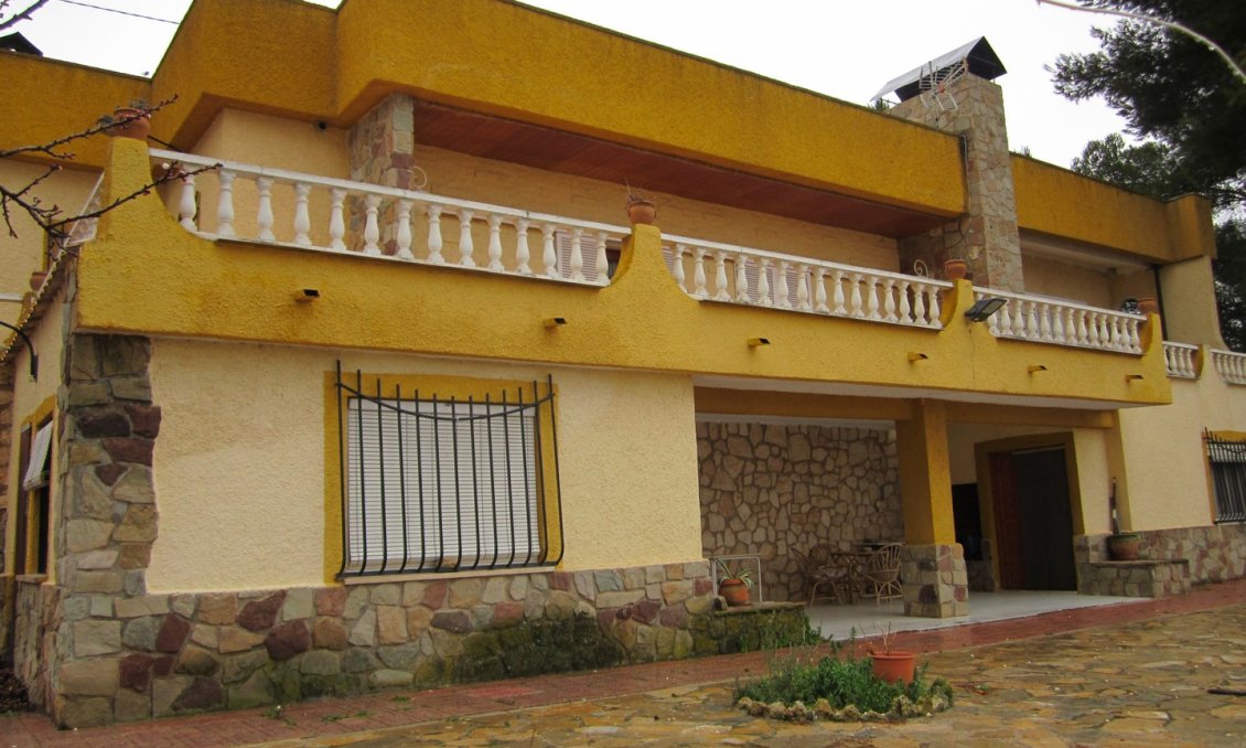 Revente - Villa -
Yecla - Inland