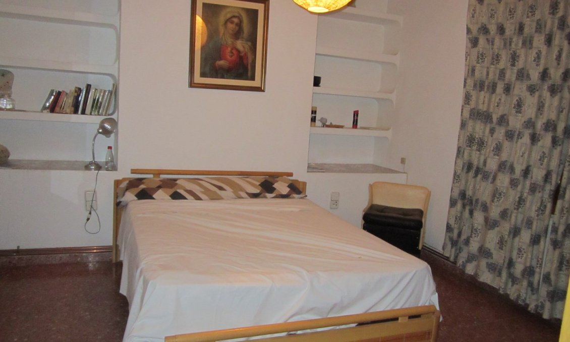 Revente - Villa -
Yecla - Inland