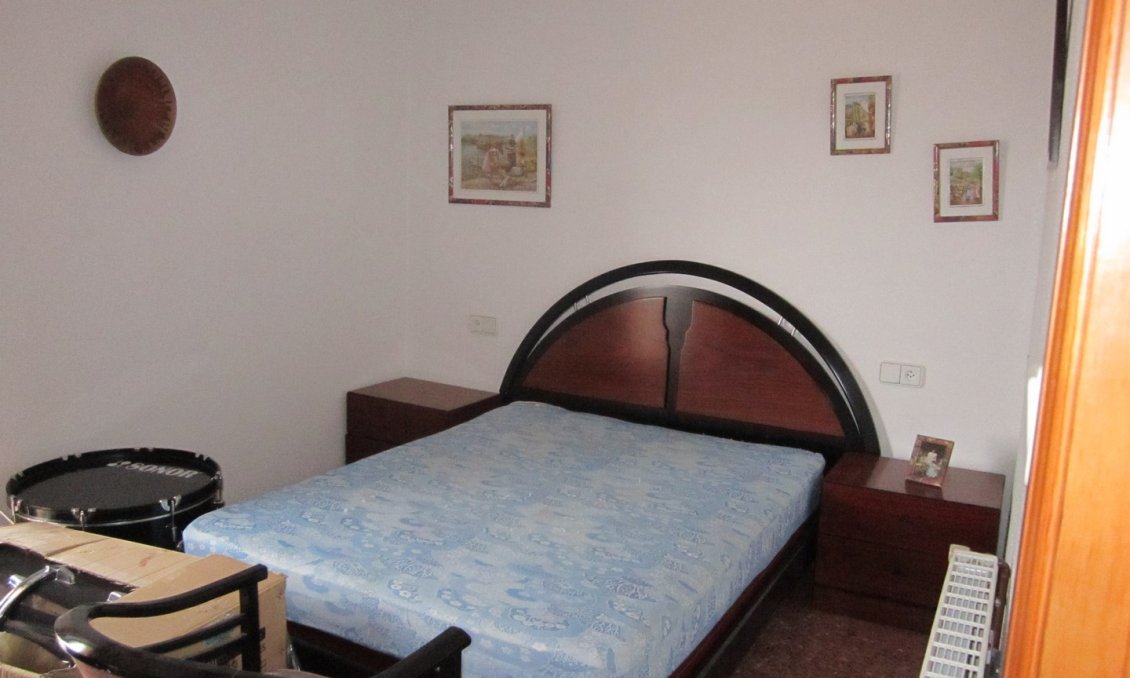 Revente - Villa -
Yecla - Inland