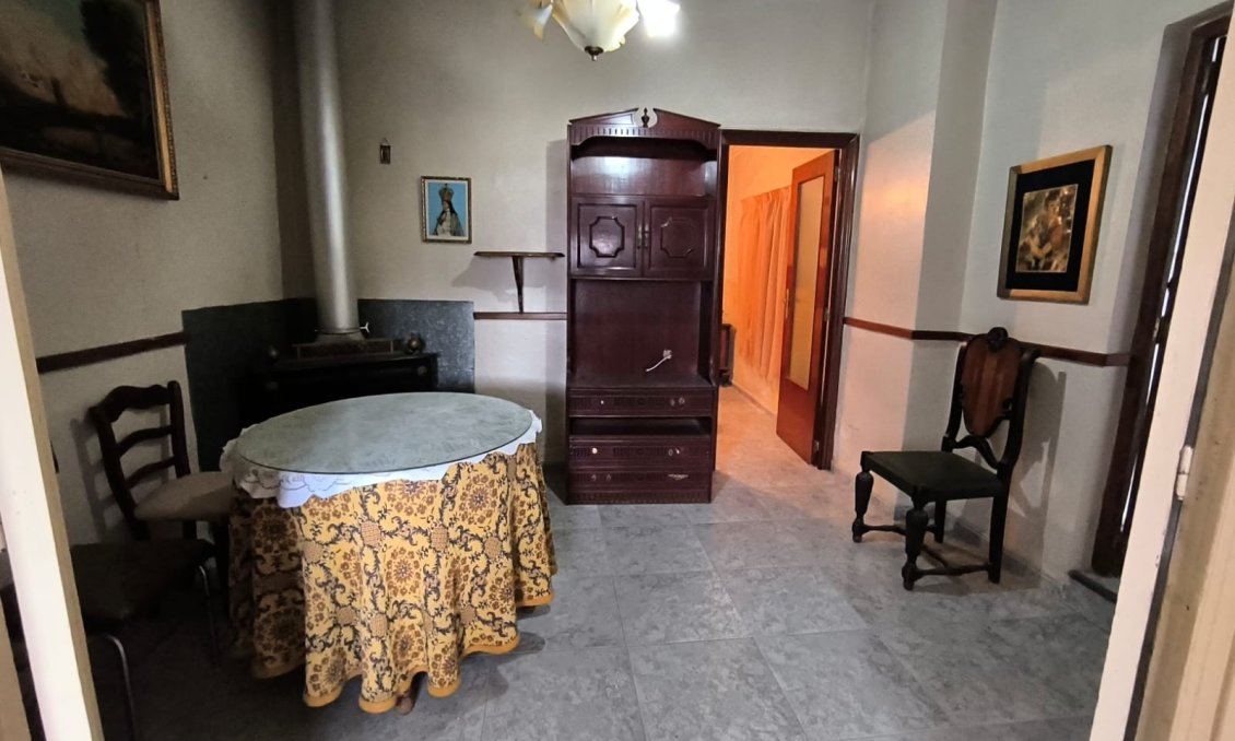 Resale - Town House -
Yecla - Inland