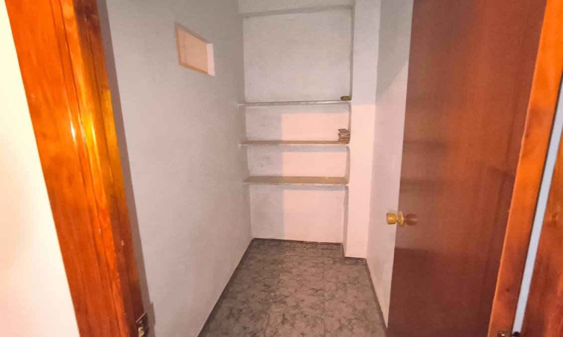 Resale - Town House -
Yecla - Inland