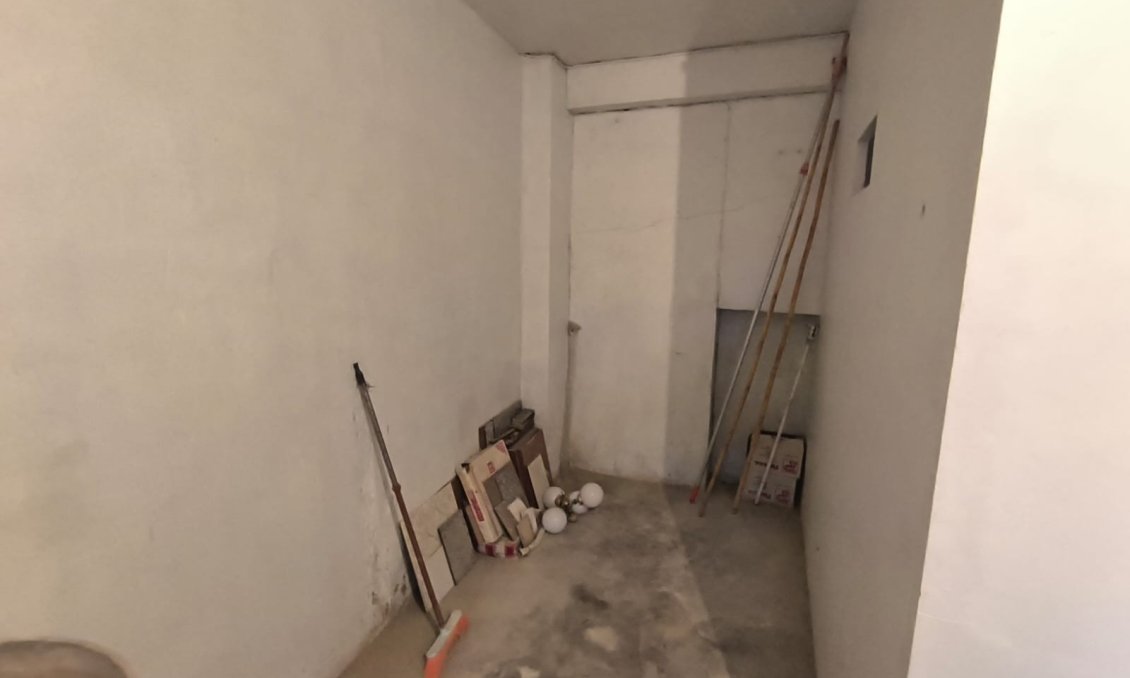 Resale - Town House -
Yecla - Inland