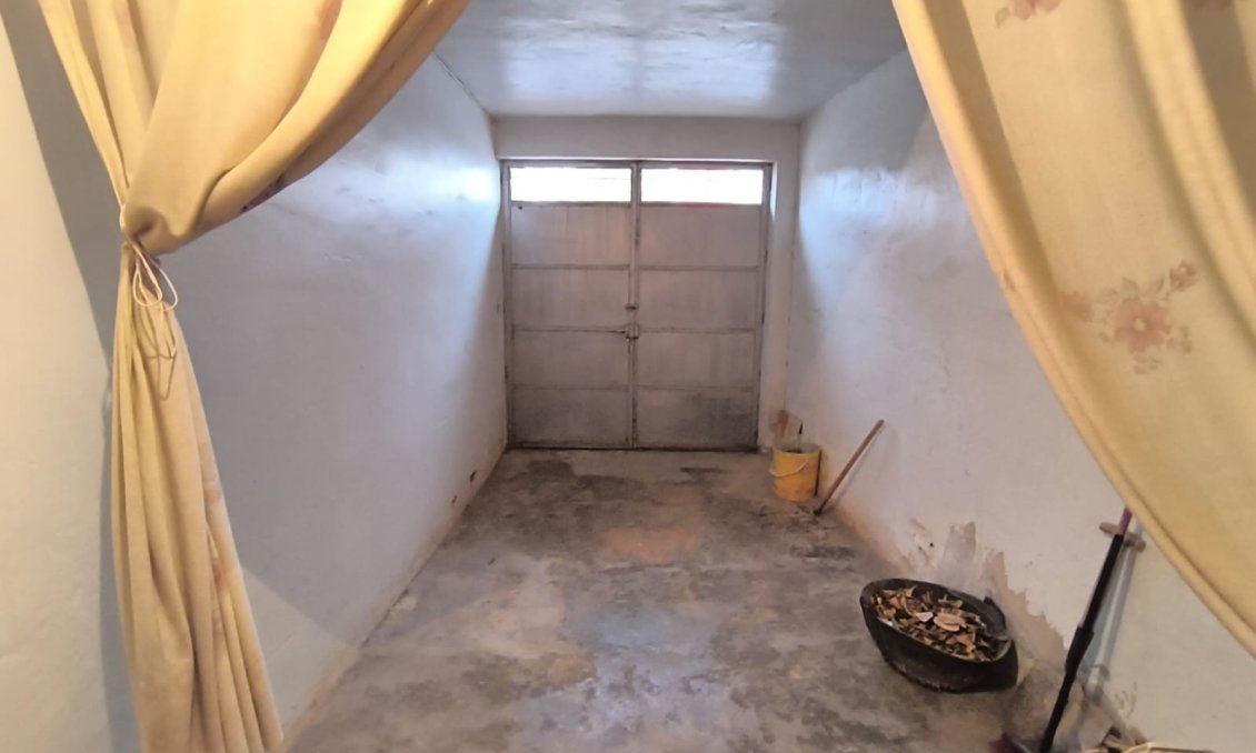 Resale - Town House -
Yecla - Inland