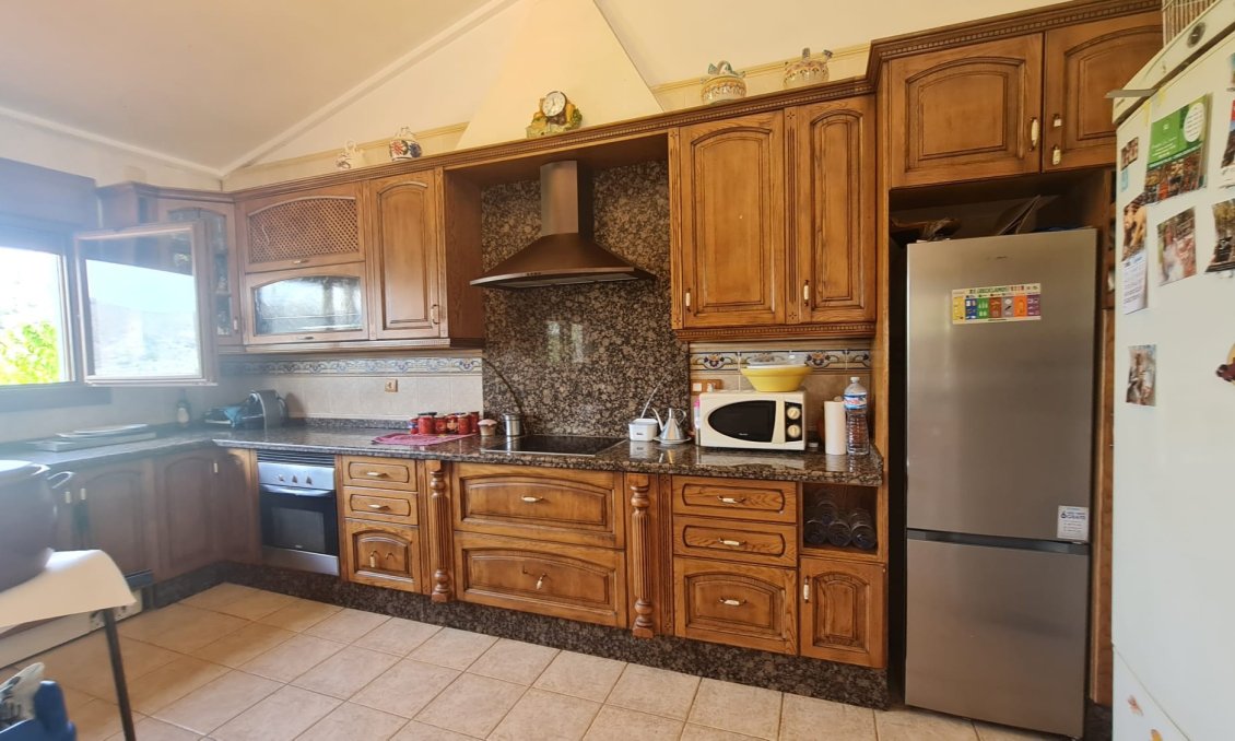 Revente - Villa -
Petrer - Inland