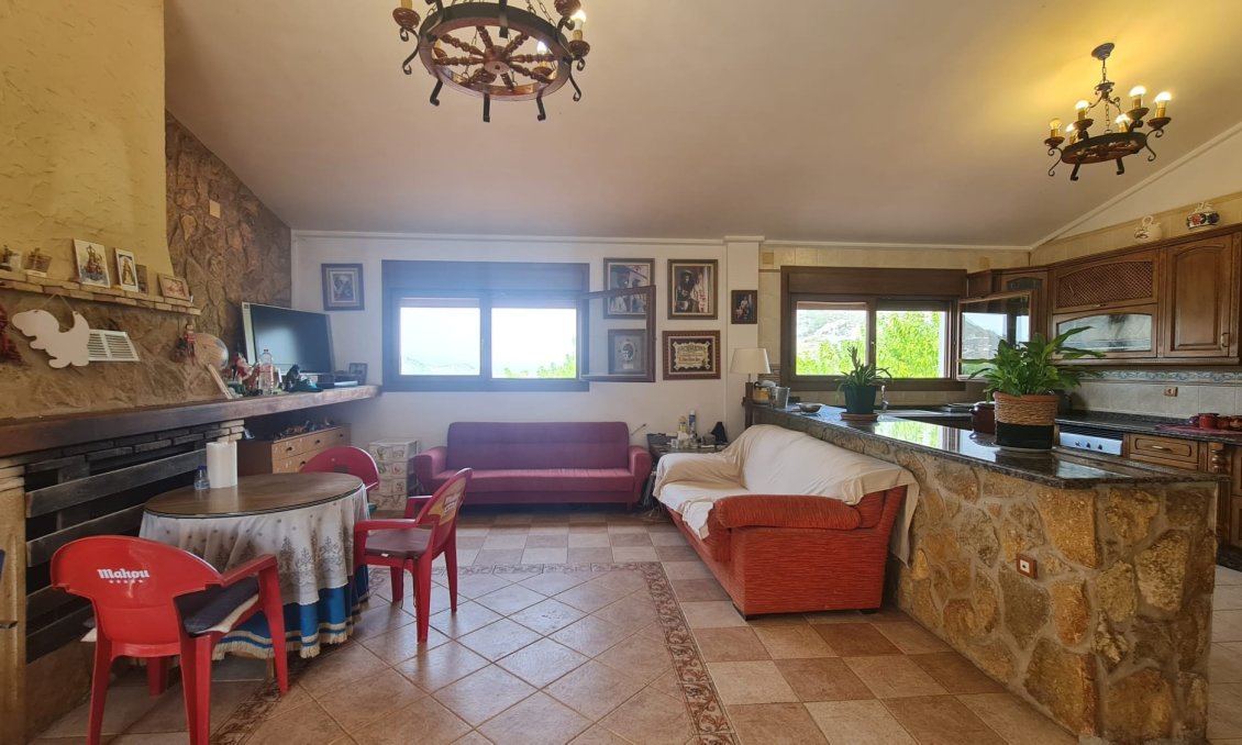 Revente - Villa -
Petrer - Inland