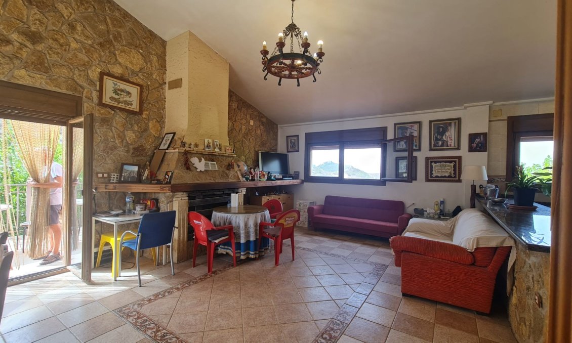 Revente - Villa -
Petrer - Inland