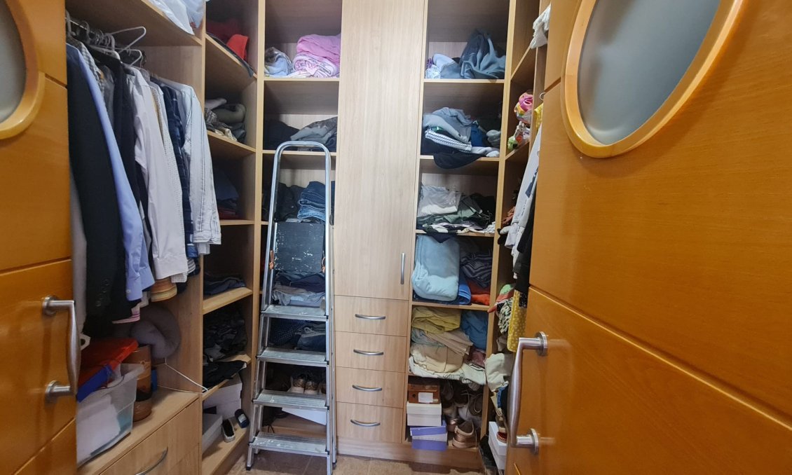 Revente - Villa -
Petrer - Inland