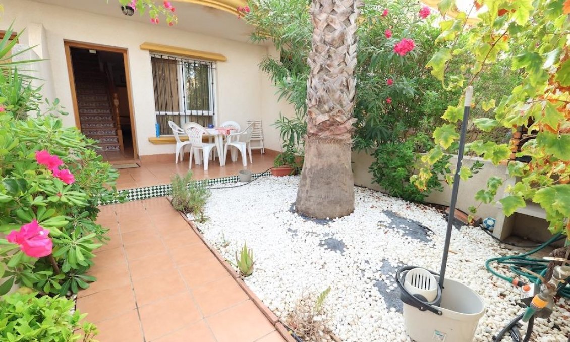 Segunda mano - Villa -
Orihuela Costa - Costa Blanca