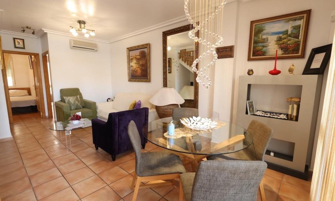 Segunda mano - Villa -
Orihuela Costa - Costa Blanca