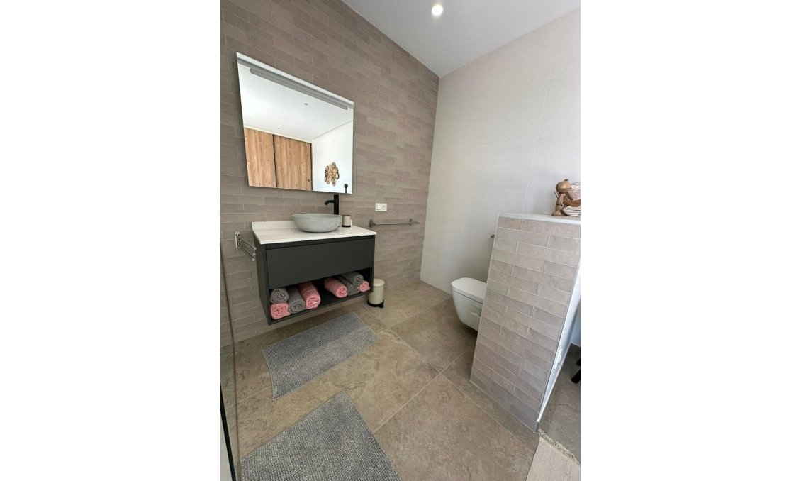 Resale - Villa -
Benijofar - Costa Blanca