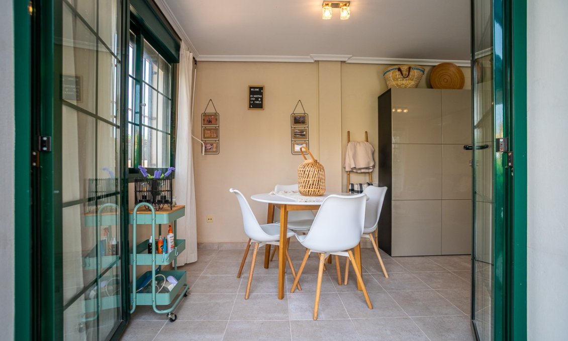 Wiederverkauf - Villa -
Torrevieja - Costa Blanca