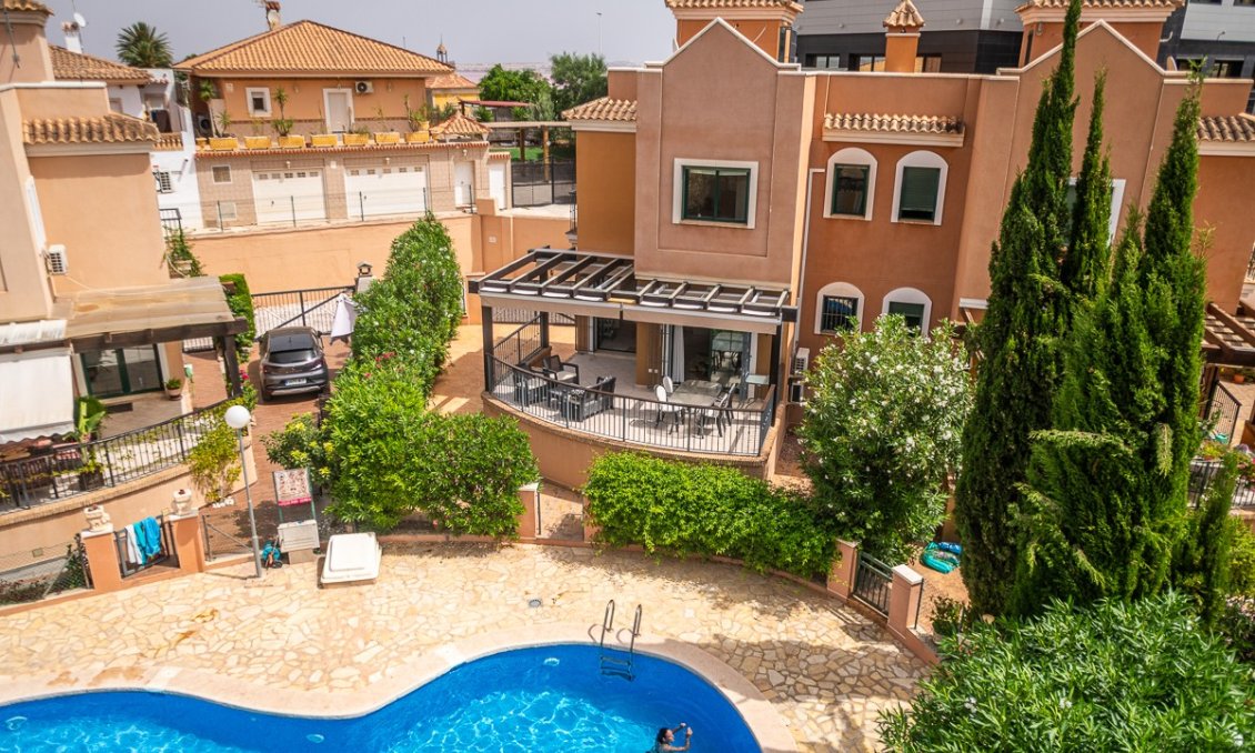 Wiederverkauf - Villa -
Torrevieja - Costa Blanca