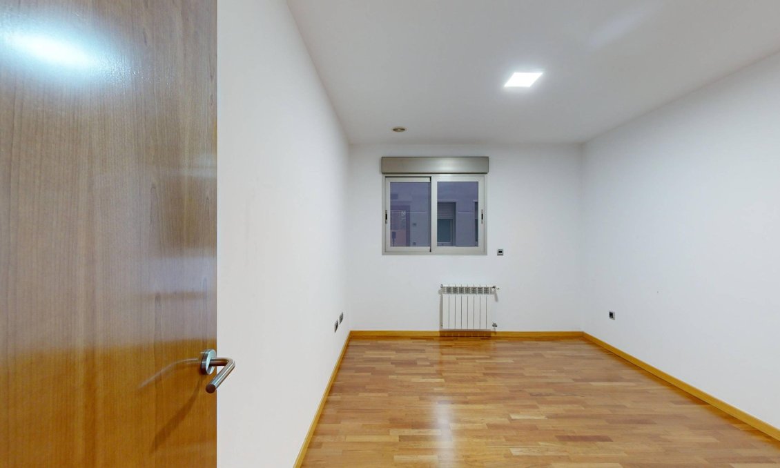 Segunda mano - Apartamento -
Murcia - Gran Via