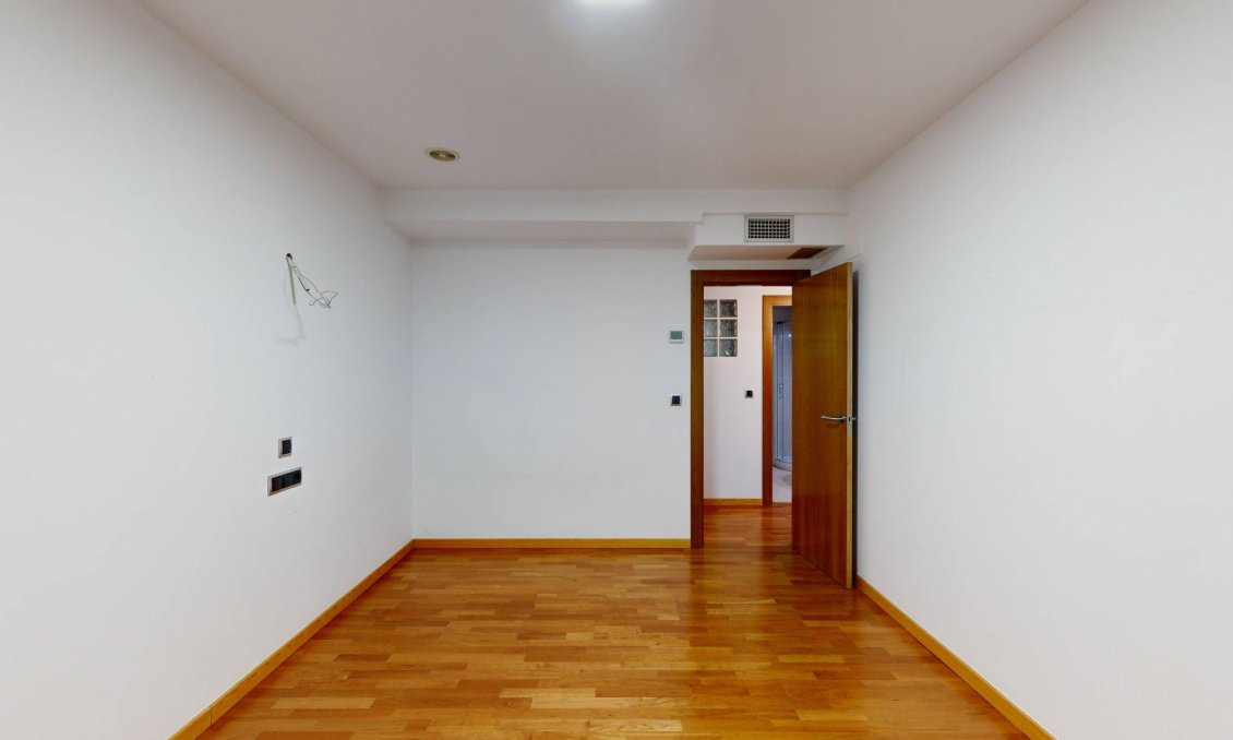 Segunda mano - Apartamento -
Murcia - Gran Via