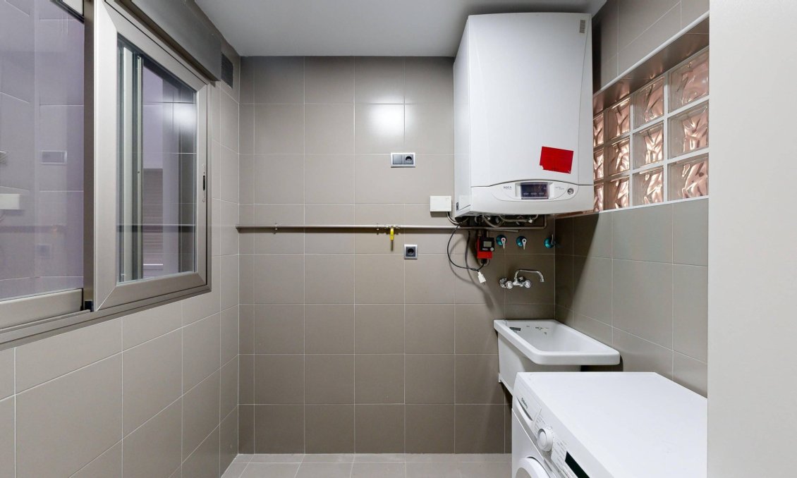 Segunda mano - Apartamento -
Murcia - Gran Via