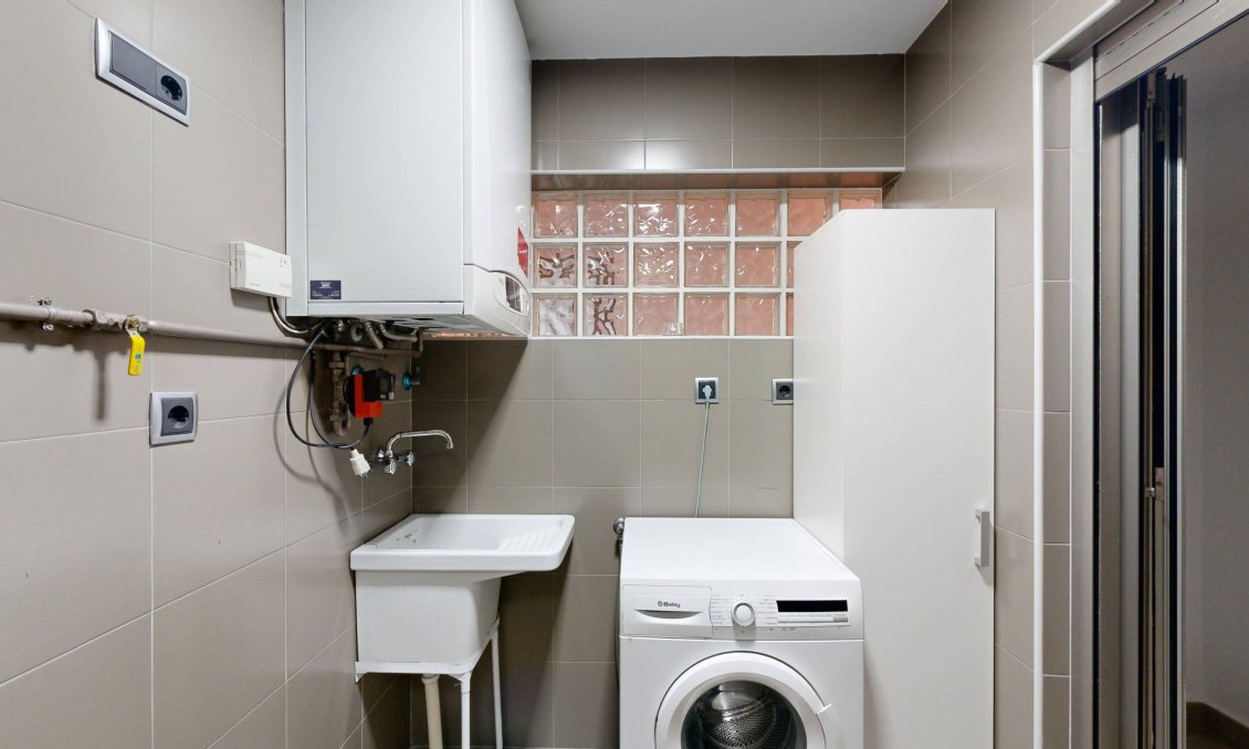 Segunda mano - Apartamento -
Murcia - Gran Via