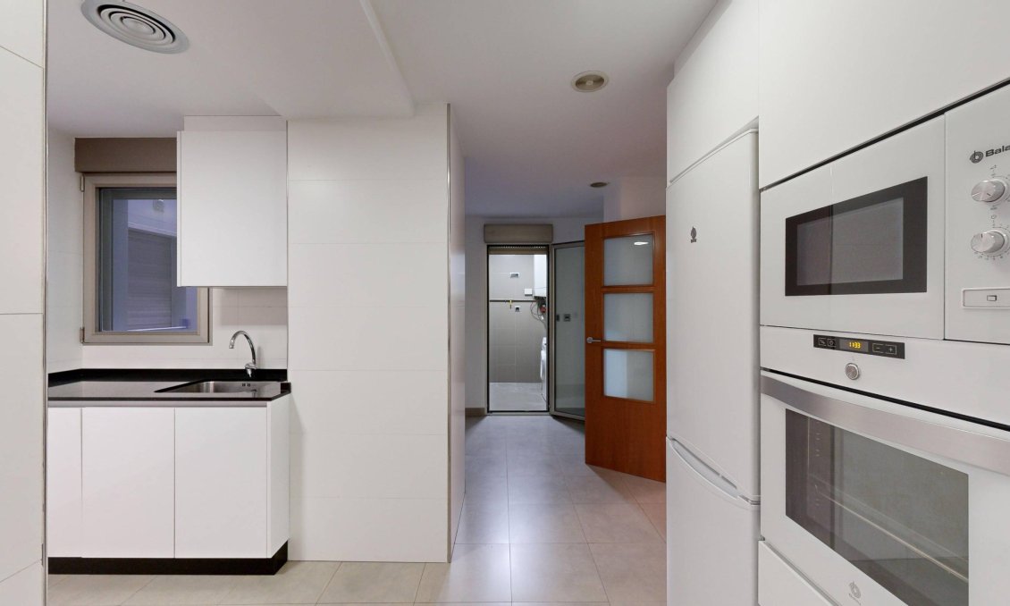 Segunda mano - Apartamento -
Murcia - Gran Via