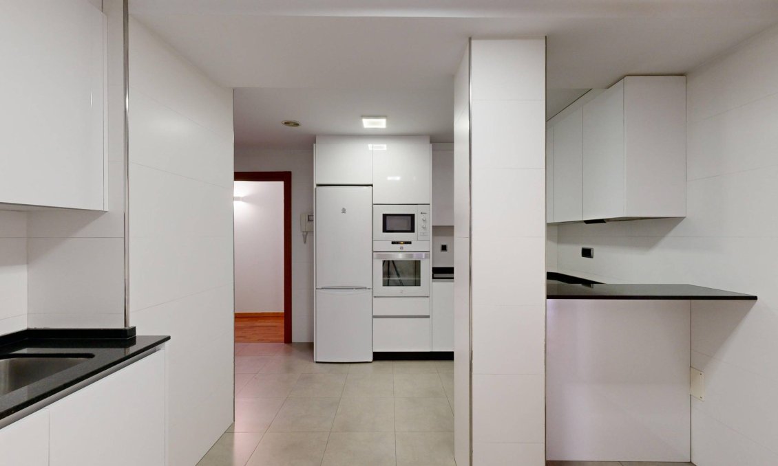 Segunda mano - Apartamento -
Murcia - Gran Via