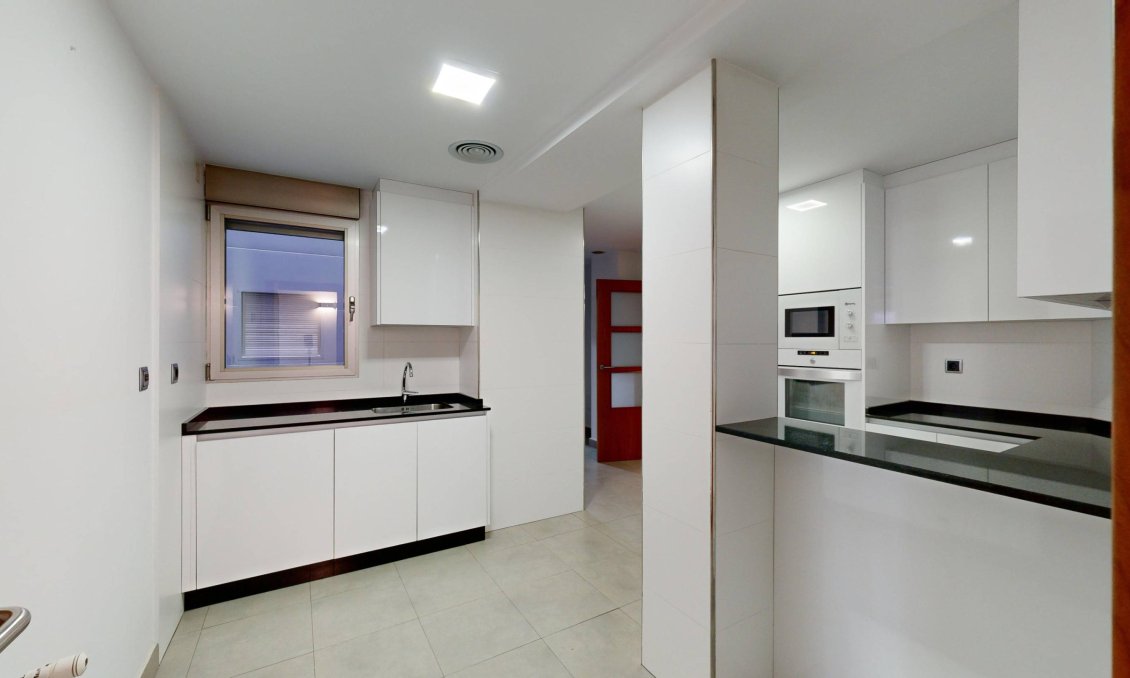 Segunda mano - Apartamento -
Murcia - Gran Via