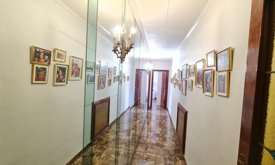 Revente - Town House -
Elda - Inland