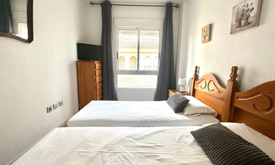 Resale - Apartment -
Torrevieja - Acequion