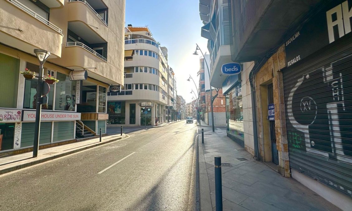 Resale - Apartment -
Torrevieja