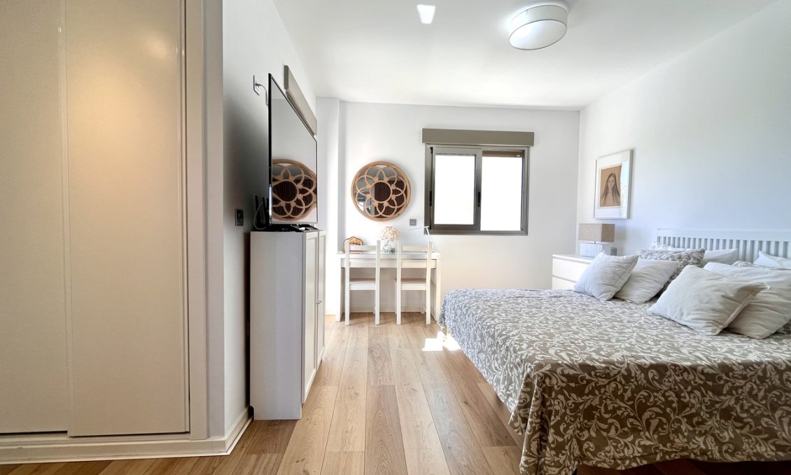 Resale - Villa -
Torre de la Horadada - Costa Blanca