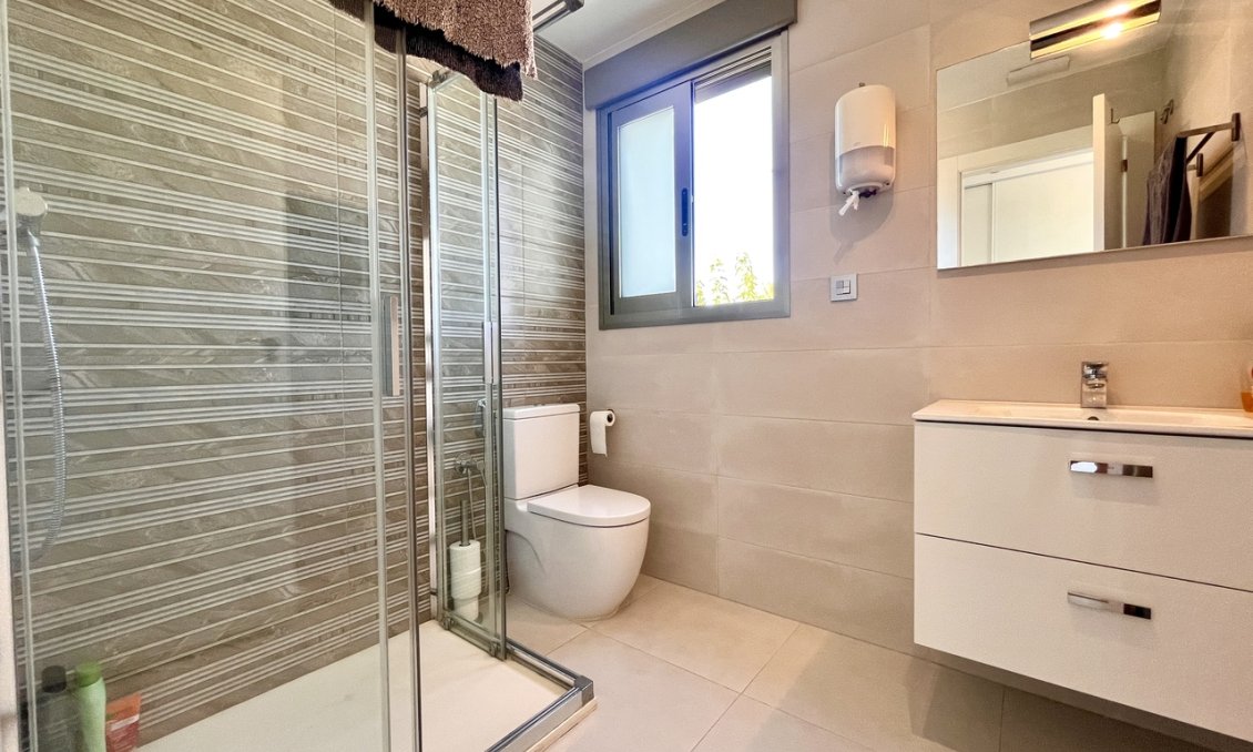 Resale - Villa -
Torre de la Horadada - Costa Blanca