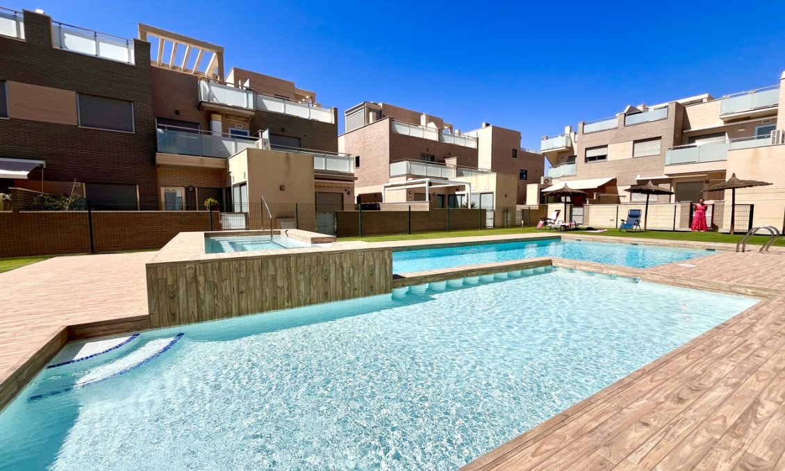 Resale - Villa -
Torre de la Horadada - Costa Blanca