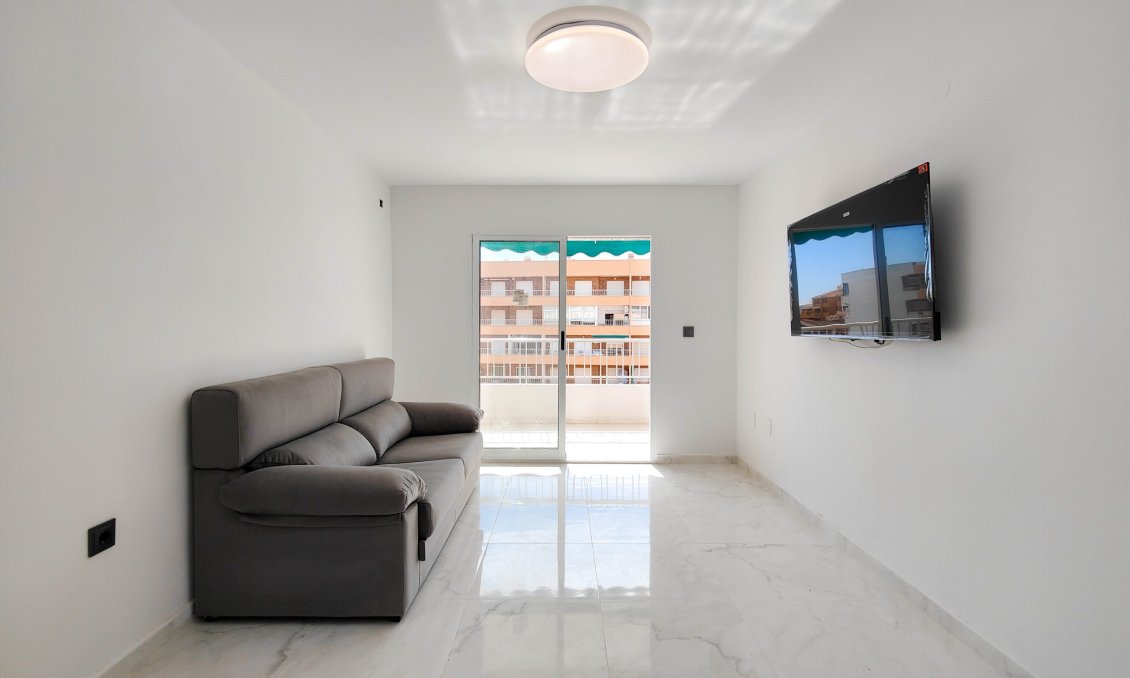 Resale - Apartment -
Torrevieja - Costa Blanca