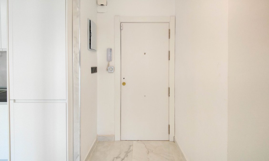 Resale - Apartment -
Torrevieja - Costa Blanca