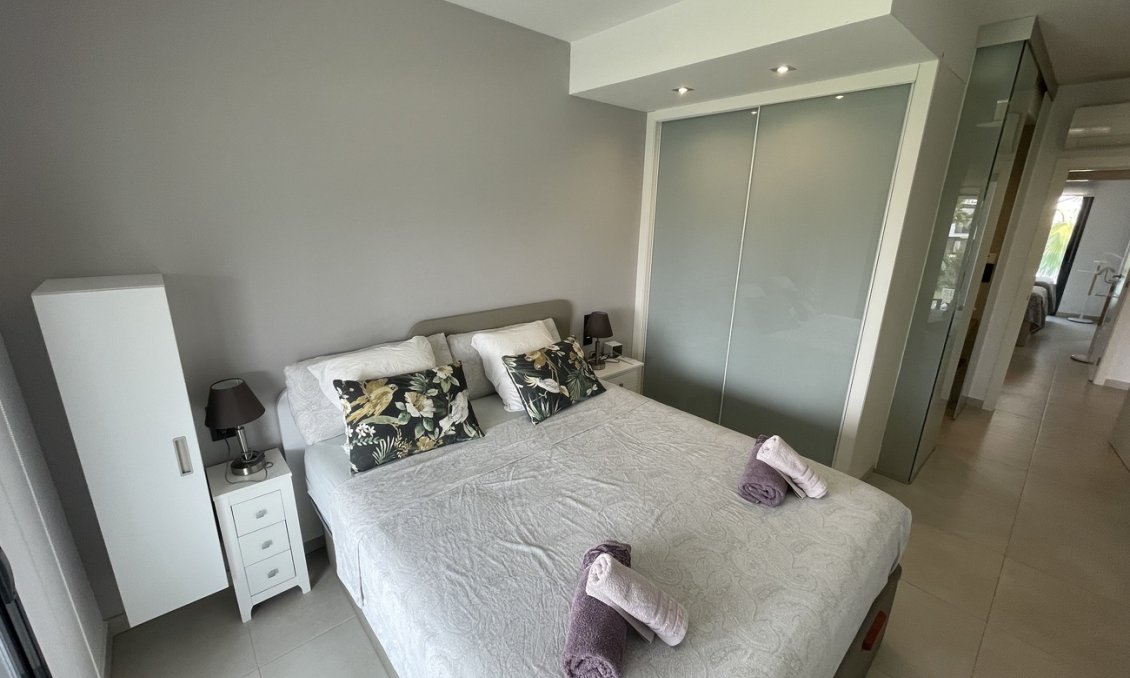 Wiederverkauf - Wohnung -
Guardamar del Segura