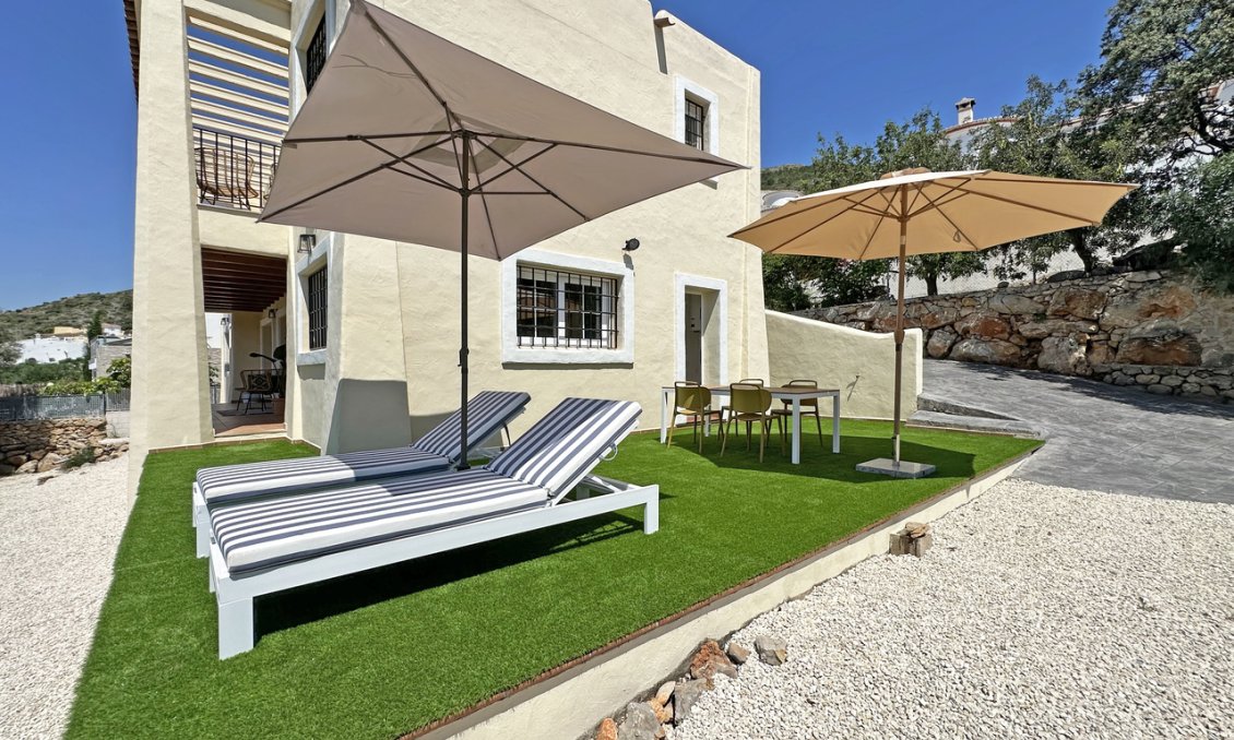 Resale - Villa -
Jalón - Inland