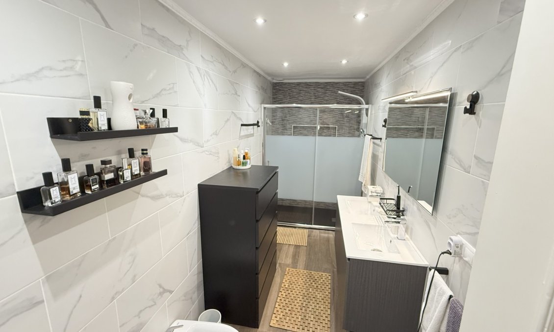 Wiederverkauf - Villa -
Orihuela Costa - Costa Blanca